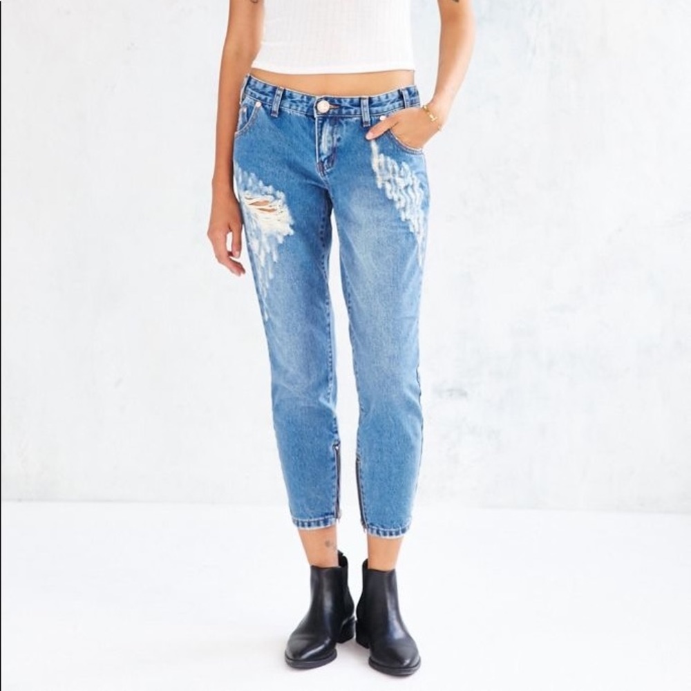 One Teaspoon Low Waist Trashed Crop Jeans